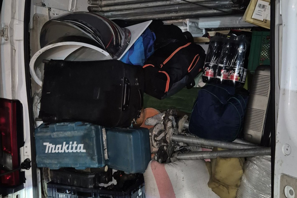 A23 Kaaks – Überladenen Transporter mit Anhänger gestoppt