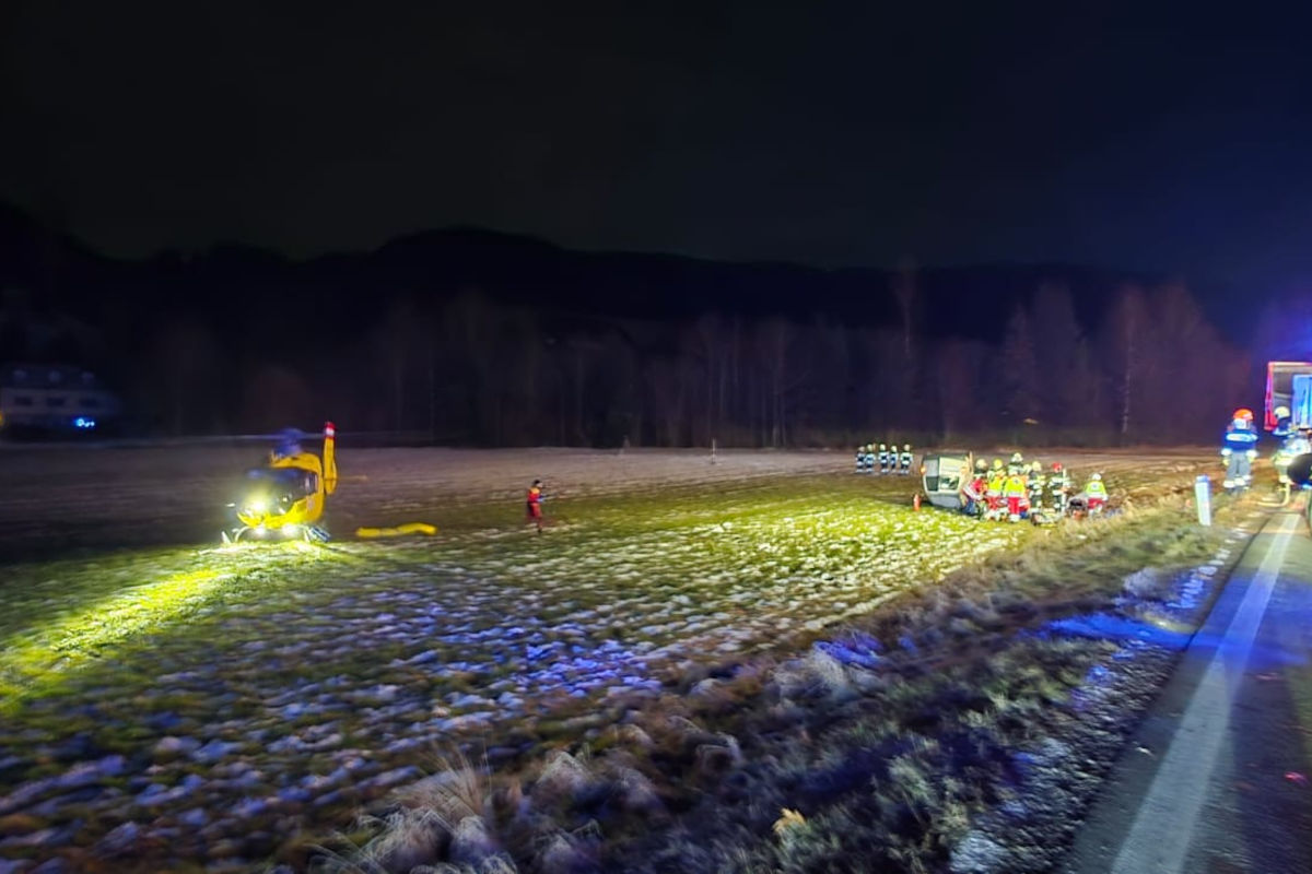 Unfall bei Waldbach-Mönichwald – Auto stürzt Böschung hinunter