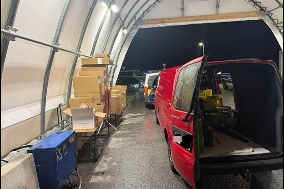 Sigmarszell – Transporter und Waren nicht verzollt