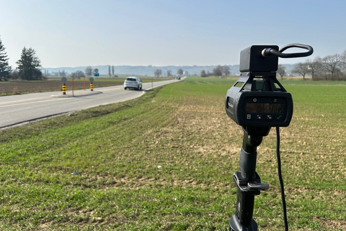 Neunkirch SH – Töff-Raser mit 146 km/h ausserorts gemessen