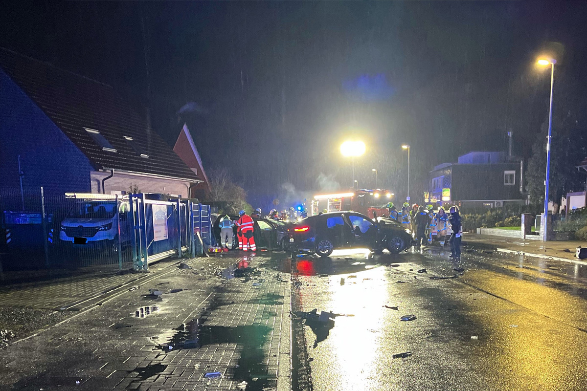 Dülmen – Sieben teils lebensgefährlich Verletzte nach Unfall