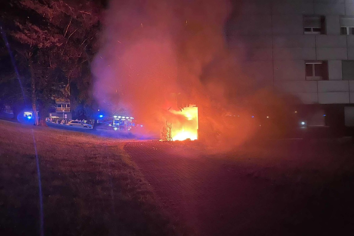 Brand in Freiburg  - 80 Personen evakuiert - es war Brandstiftung