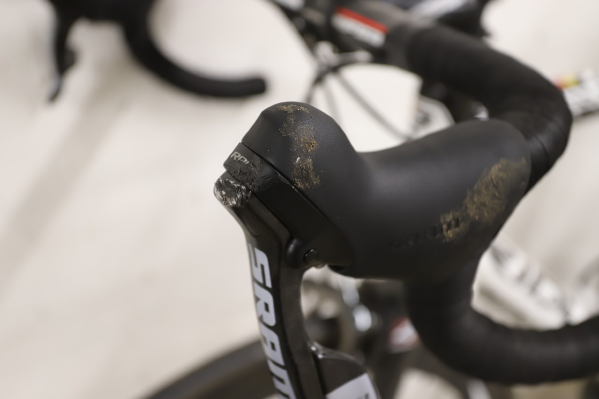 St. Gallen - Radfahrer stürzt nach Ausweichmanöver und verletzt sich