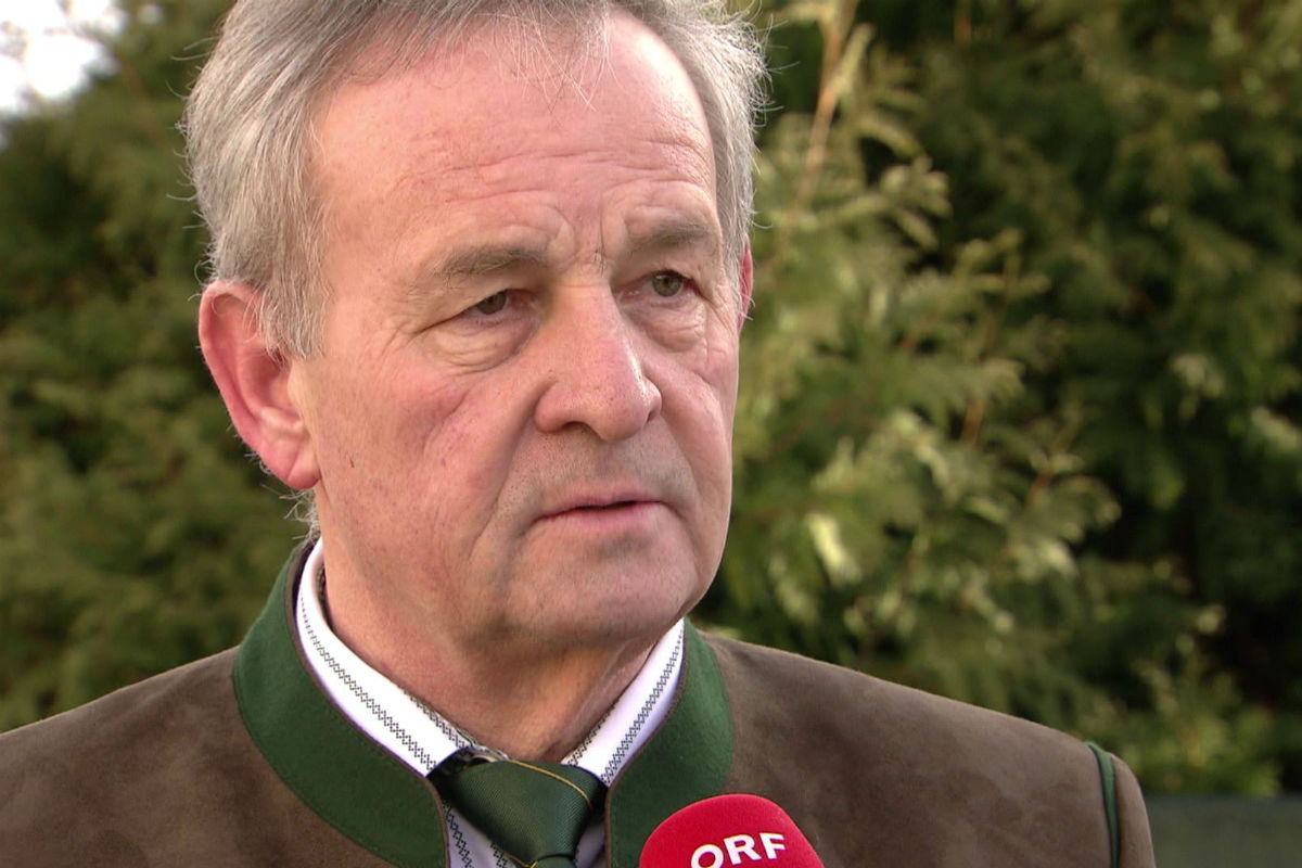 Jagdaufseherverband lobt Video über Hundeattacke auf Reh