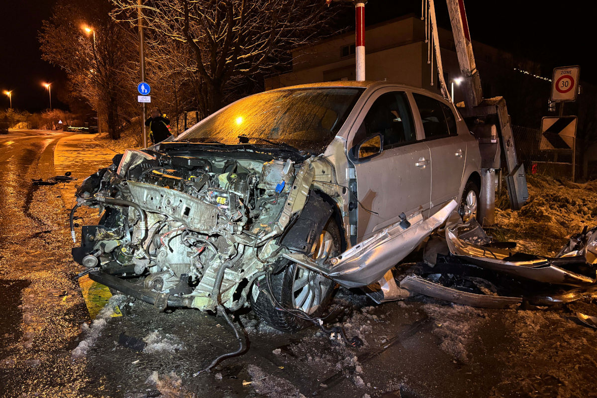 Kreuzlingen TG – Auto von Zug erfasst