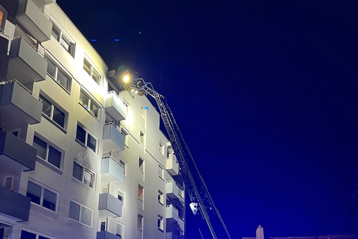 Bremerhaven – Person bei Wohnungsbrand gerettet und reanimiert