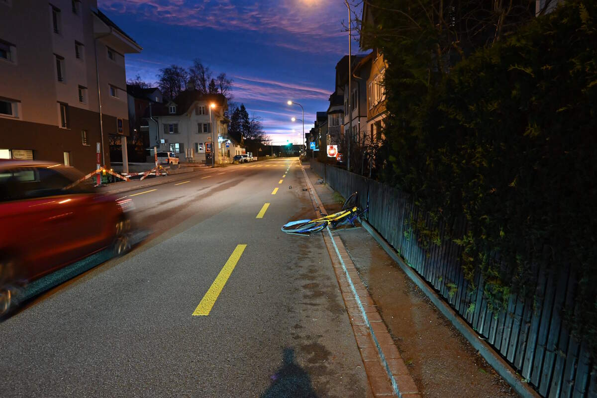 Flawil SG - Velofahrerin angefahren und geflüchtet 