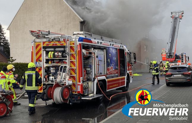 Brand in Recyclingbetrieb in Mönchengladbach