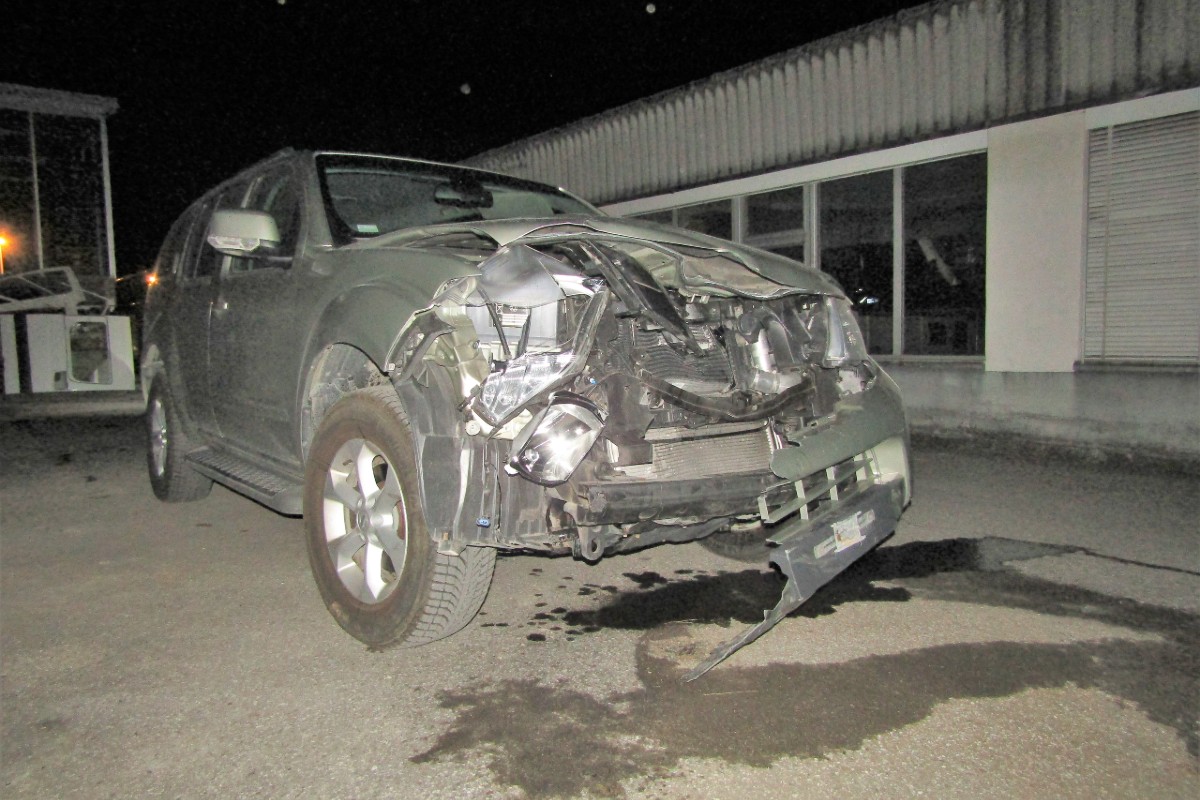 Glarus - Auffahrkollision verursacht und danach weitergefahren!