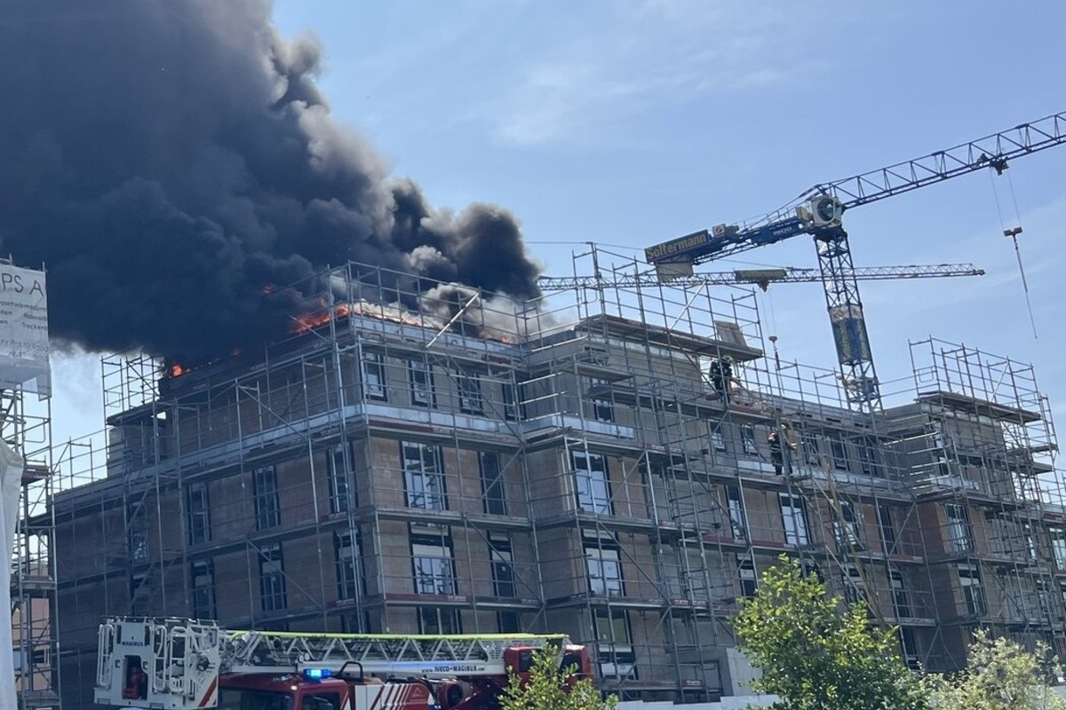 Frick AG - Brand auf einer Baustelle - zwei Personen mit Rauchgasvergiftung im Spital