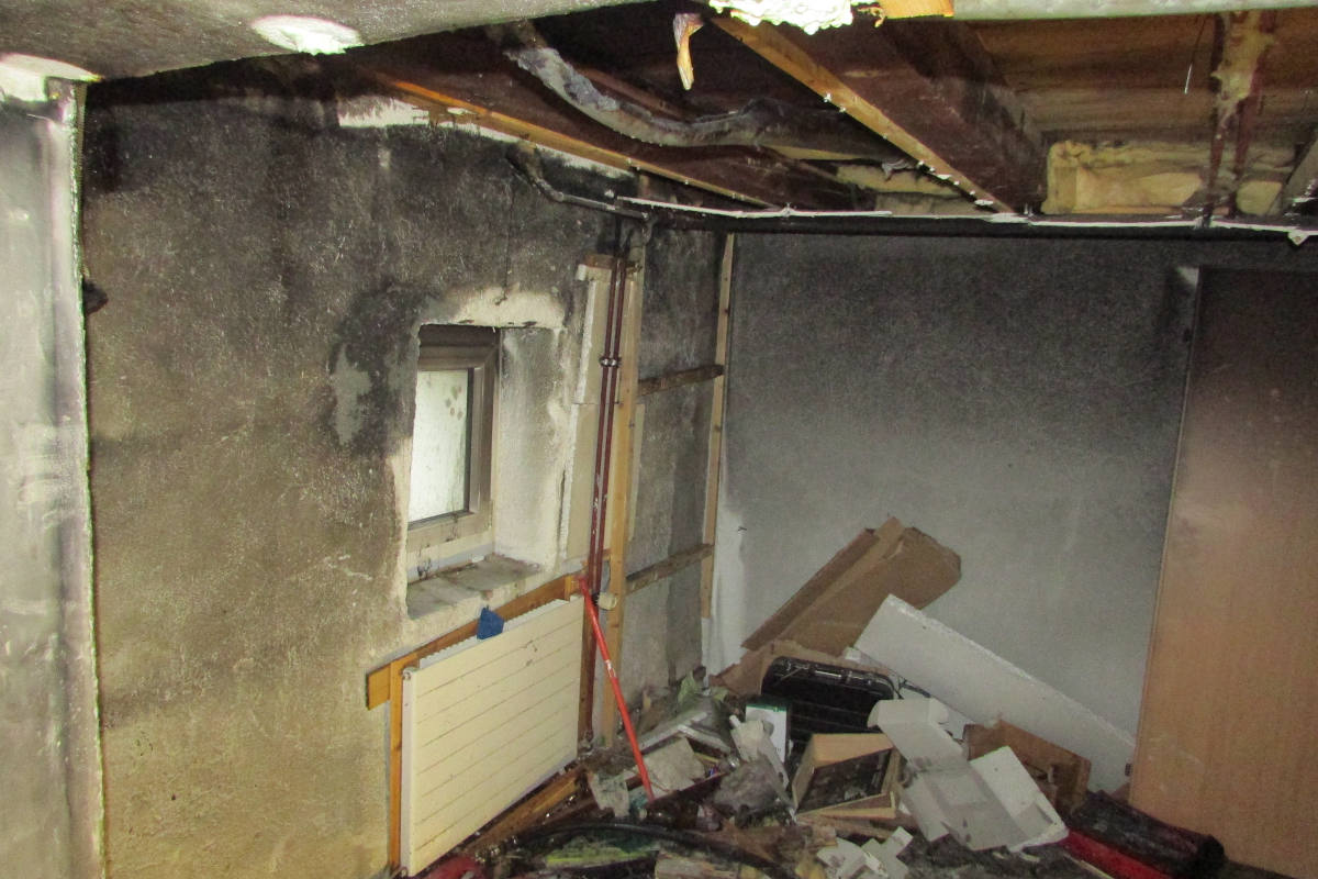 Netstal GL – Brand in Reihenhaus