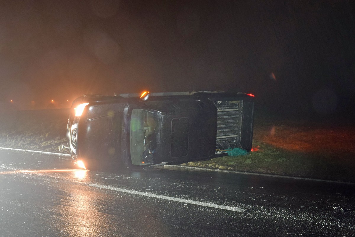 Sempach LU - Lieferwagen gerät ausser Kontrolle
