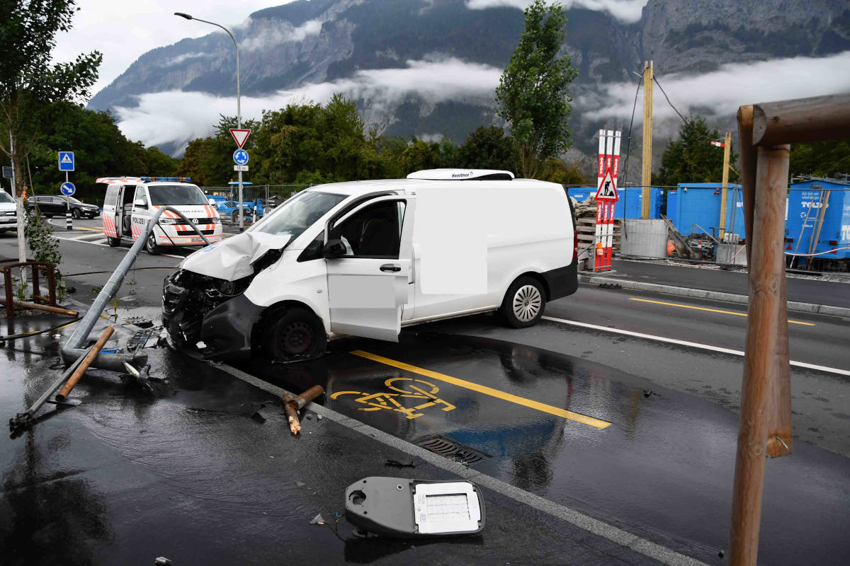 Chur GR – Junglenker verursacht Totalschaden