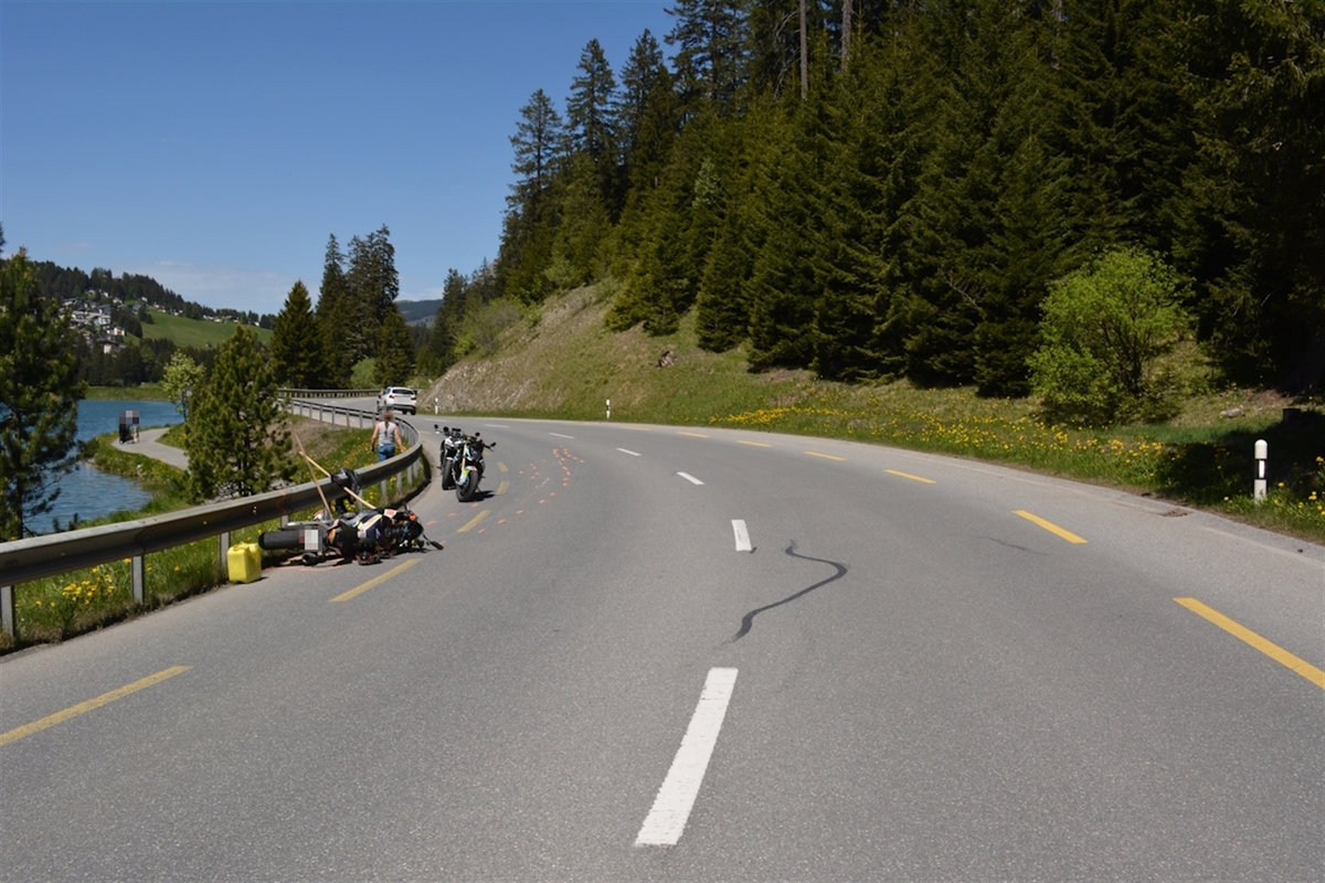 Lenzerheide GR – Zwei Verletzte bei Verkehrsunfall - Rega im Einsatz