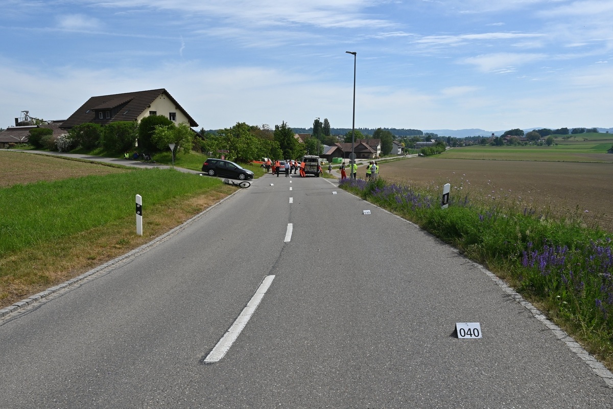 Dinhard ZH – Rettungshelikopter nach Unfall im Einsatz