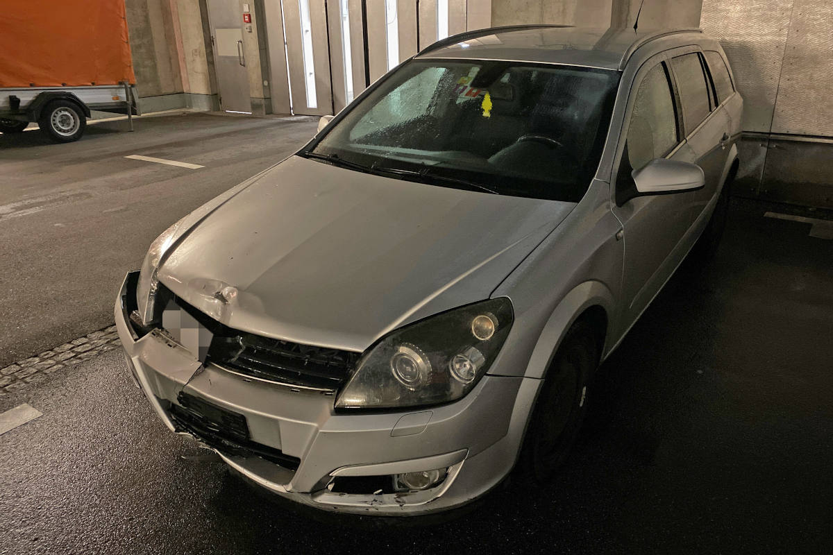 St. Gallen – Alkoholisiert mit Verkehrsinsel kollidiert