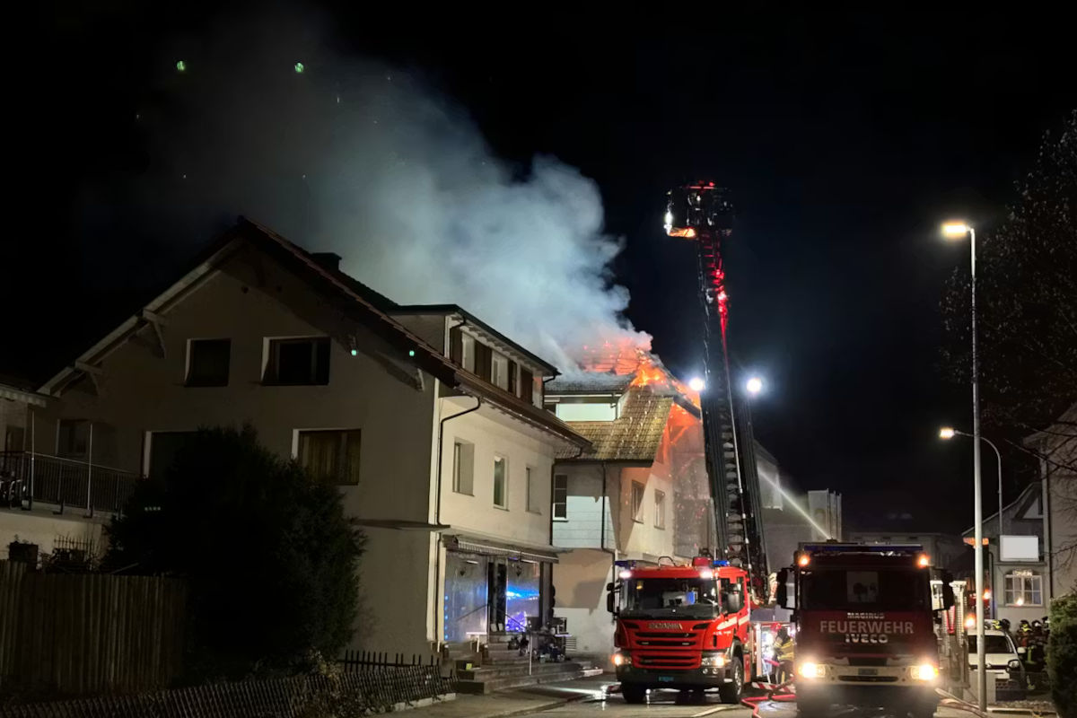 Madiswil BE – Bewohner nach Brand aus Mehrfamilienhaus evakuiert