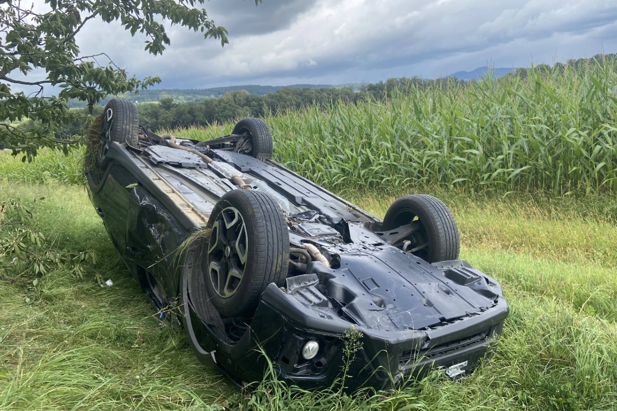 Brugg / Neuenhof/A1 AG - Zwei Unfälle wegen Sekundenschlafs