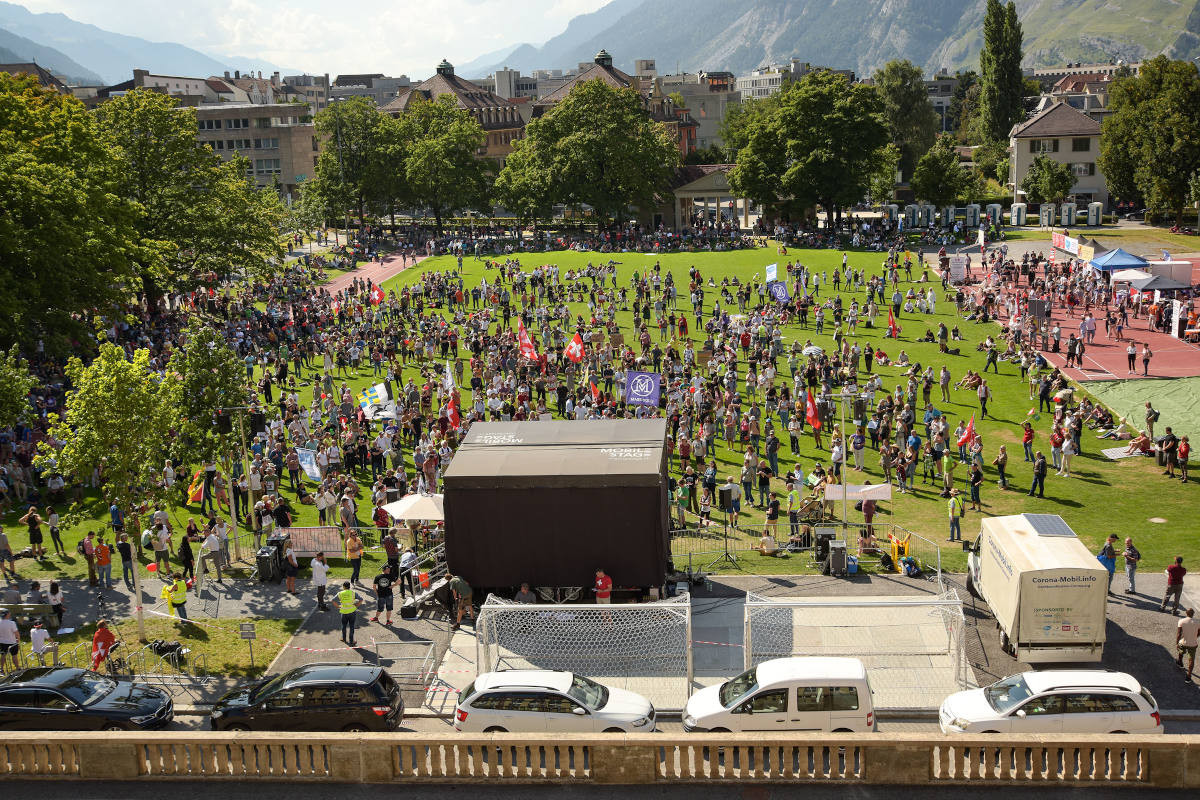 Chur GR – Kundgebung gegen Corona-Massnahmen mit rund 4000 Teilnehmenden