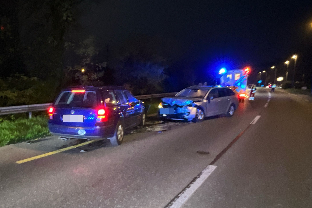 Niedergösgen SO – Zwei Verletzte nach Frontalkollision zwischen zwei Autos
