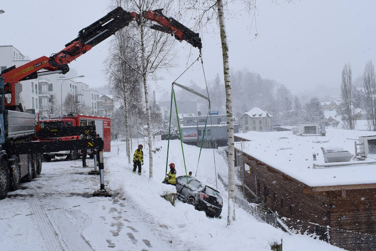 Speicher und Herisau AR – Witterungsbedingte Unfälle