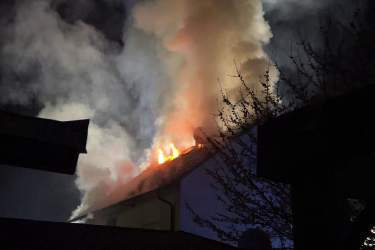 Sonnefeld – Mann bei Wohnhausbrand schwer verletzt