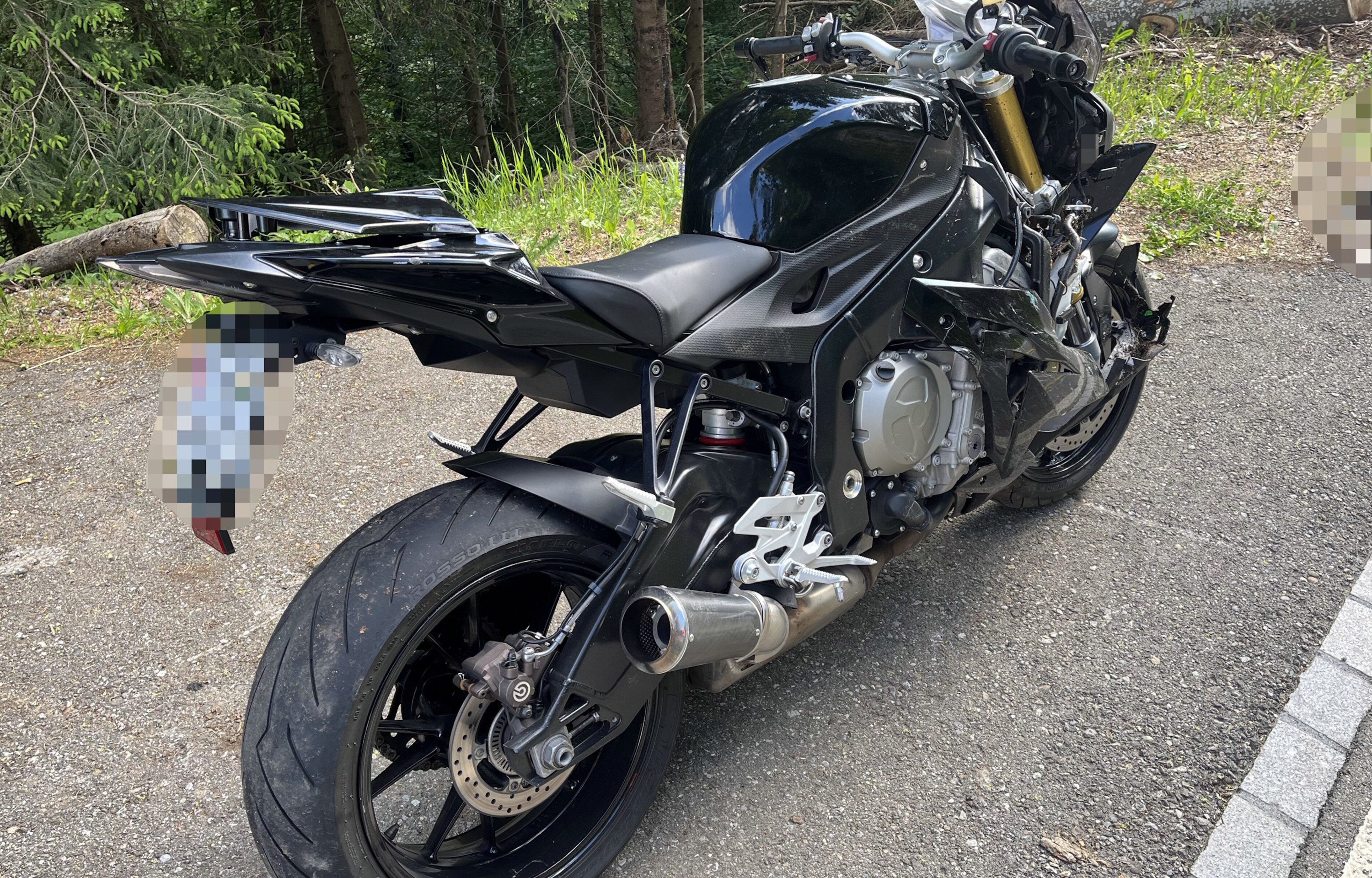 Mühlrüti SG – Unfall zwischen zwei Motorrädern