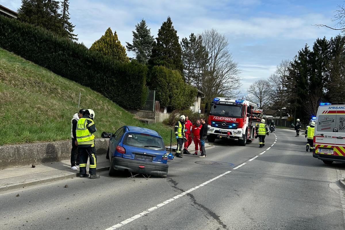 Maria Gugging – Jugendlicher verursacht Unfall ohne Führerschein