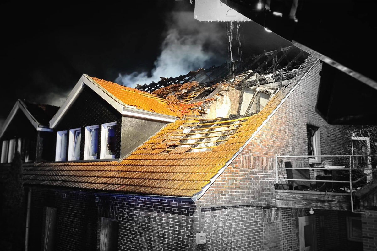 Apen – Großbrand zerstört beliebtes Biker-Hotel