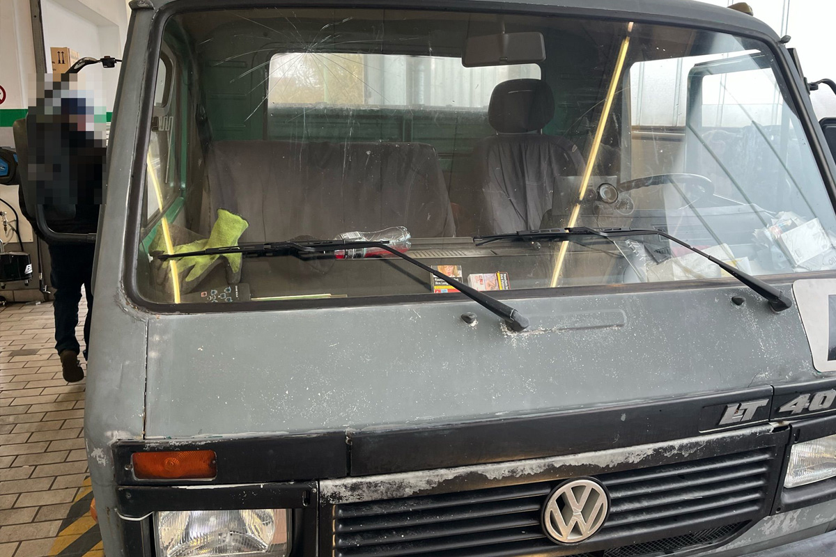 Bielefeld – Schrotthändler mit mangelhaftem Transporter gestoppt