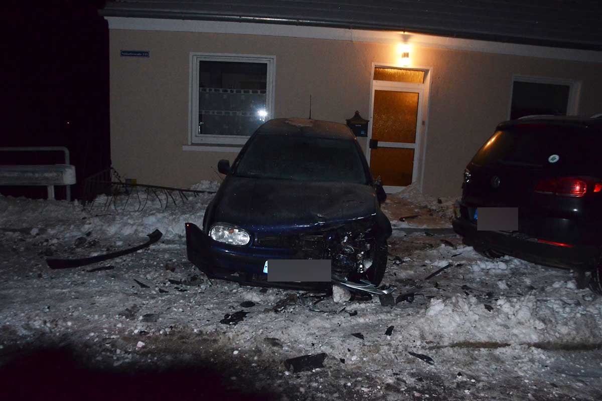 Vlotho - Betrunken mehrere Autos beschädigt