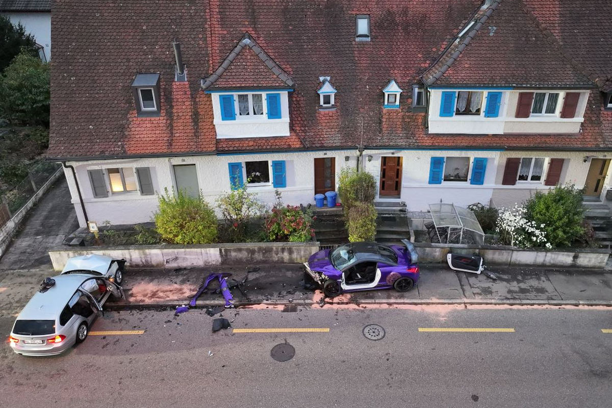 Pratteln BL – Kollision zwischen zwei Autos