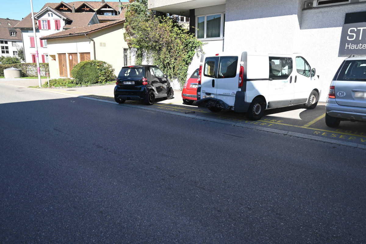 Gossau SG – Kollision zwischen zwei Autos