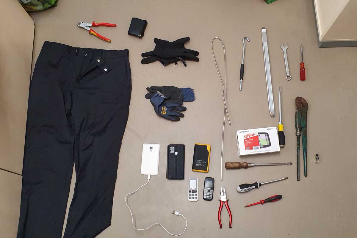 Düsseldorf - Polizei nimmt überregional tätige Einbrecherbande fest