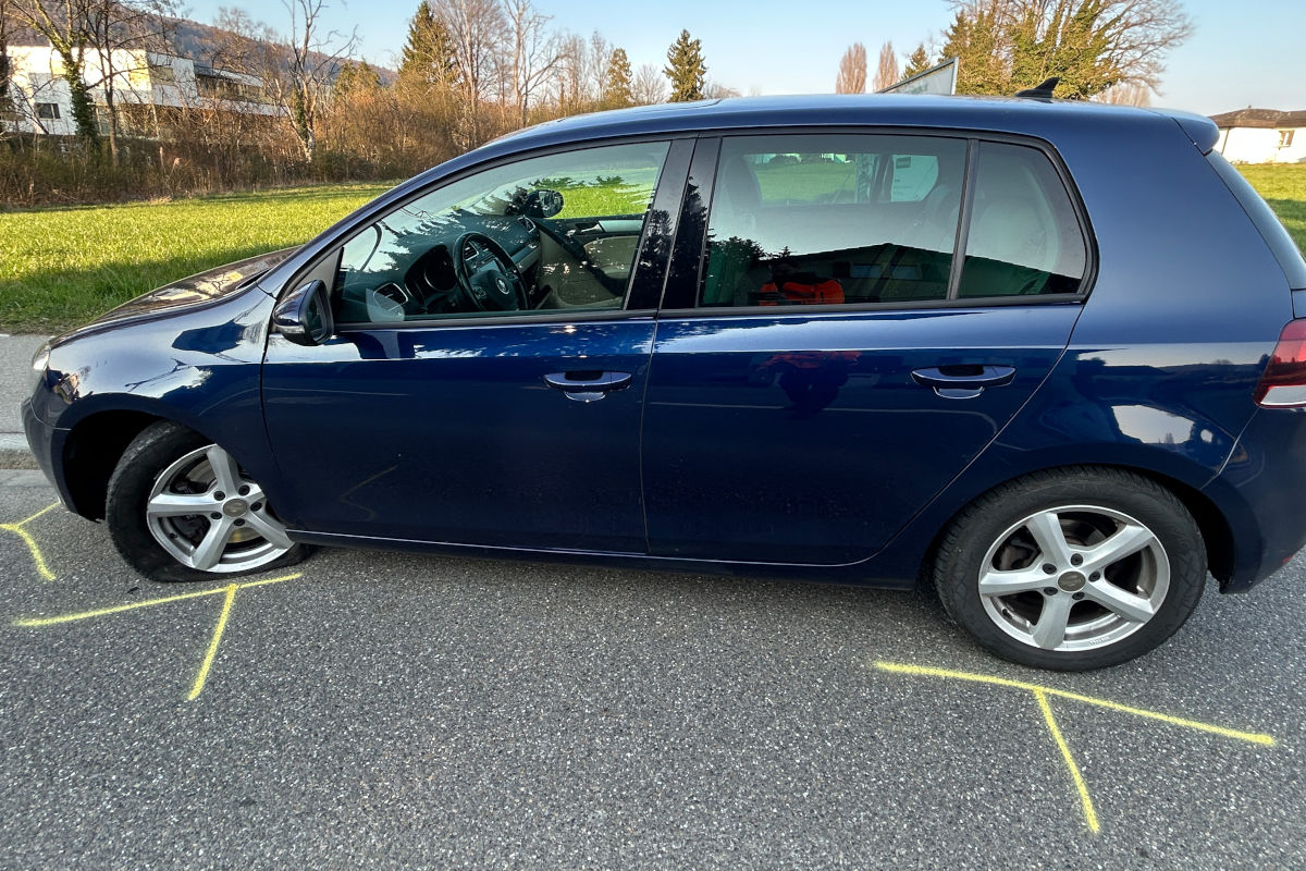 Eschenz TG – Fahrunfähiger Lenker verunfallt