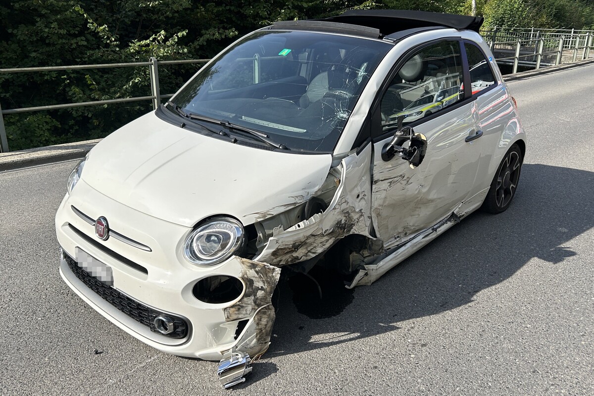 Unfall in Schmiedrued AG - Durch Sonnenblende abgelenkt