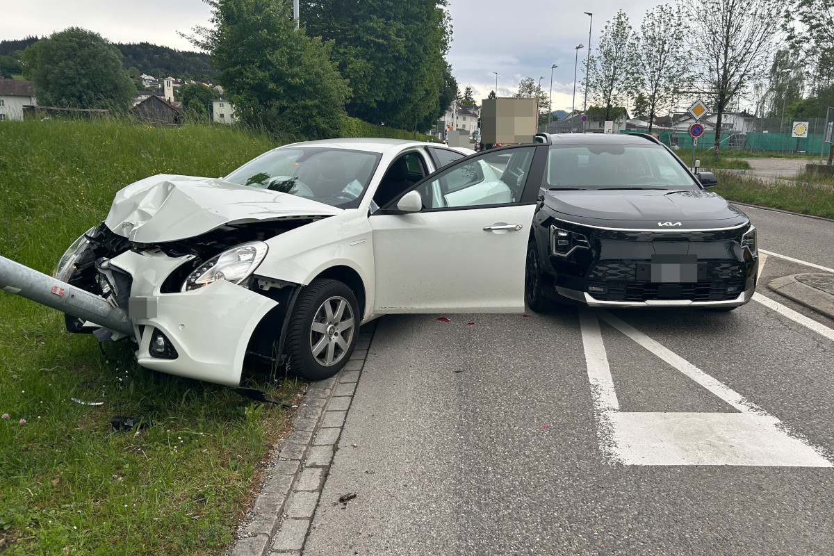 Sirnach TG – Lenkerin nach Unfall mit Rega ins Spital geflogen