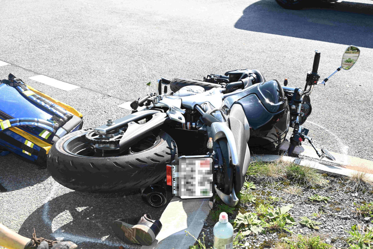 Trübbach SG – Kollision mit Motorrad im Kreisel