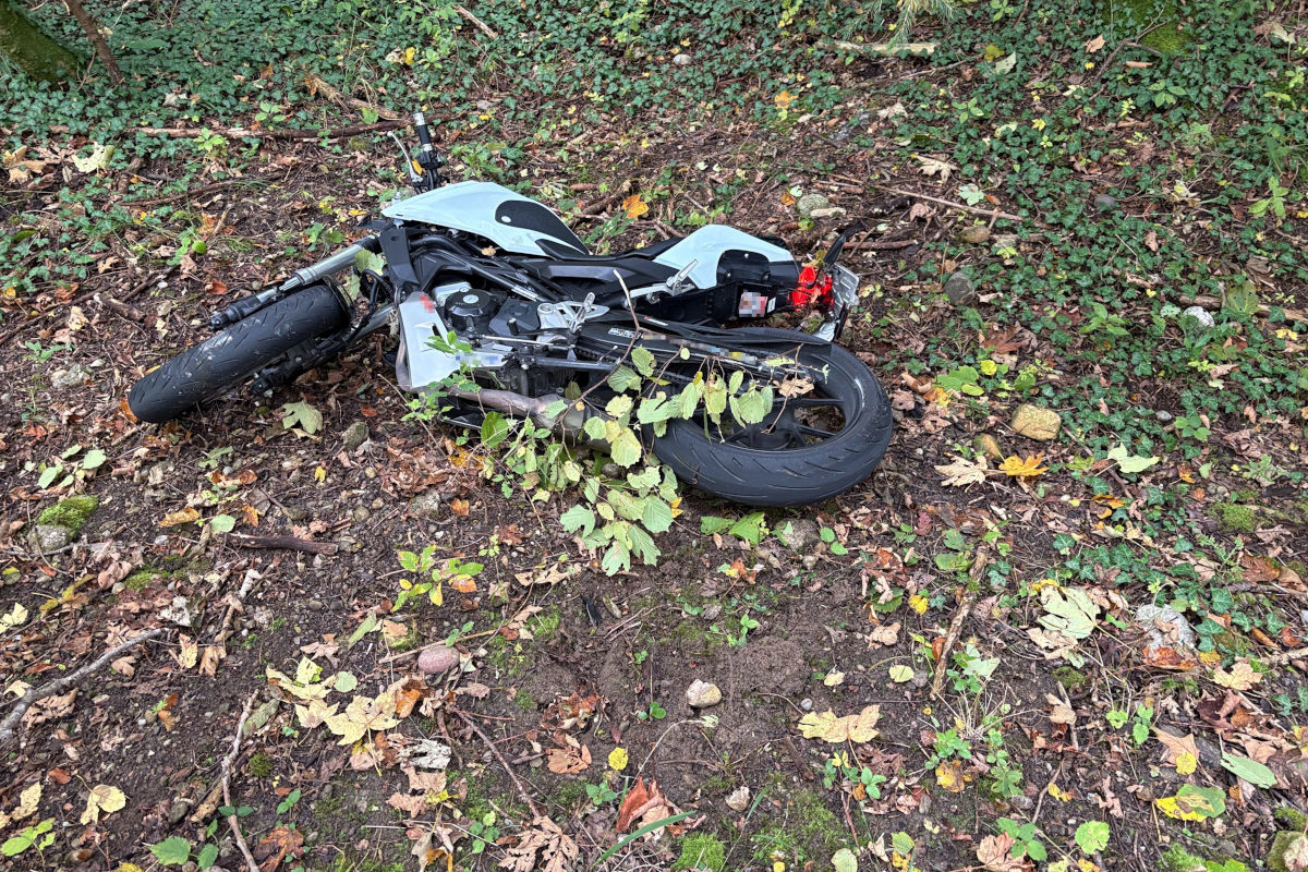 Mühlrüti SG – Motorradlenker und Beifahrerin bei Unfall verletzt