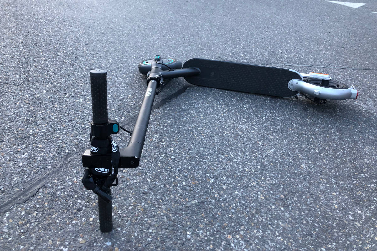 Stadt Glarus – Unfall mit Elektro-Trottinett