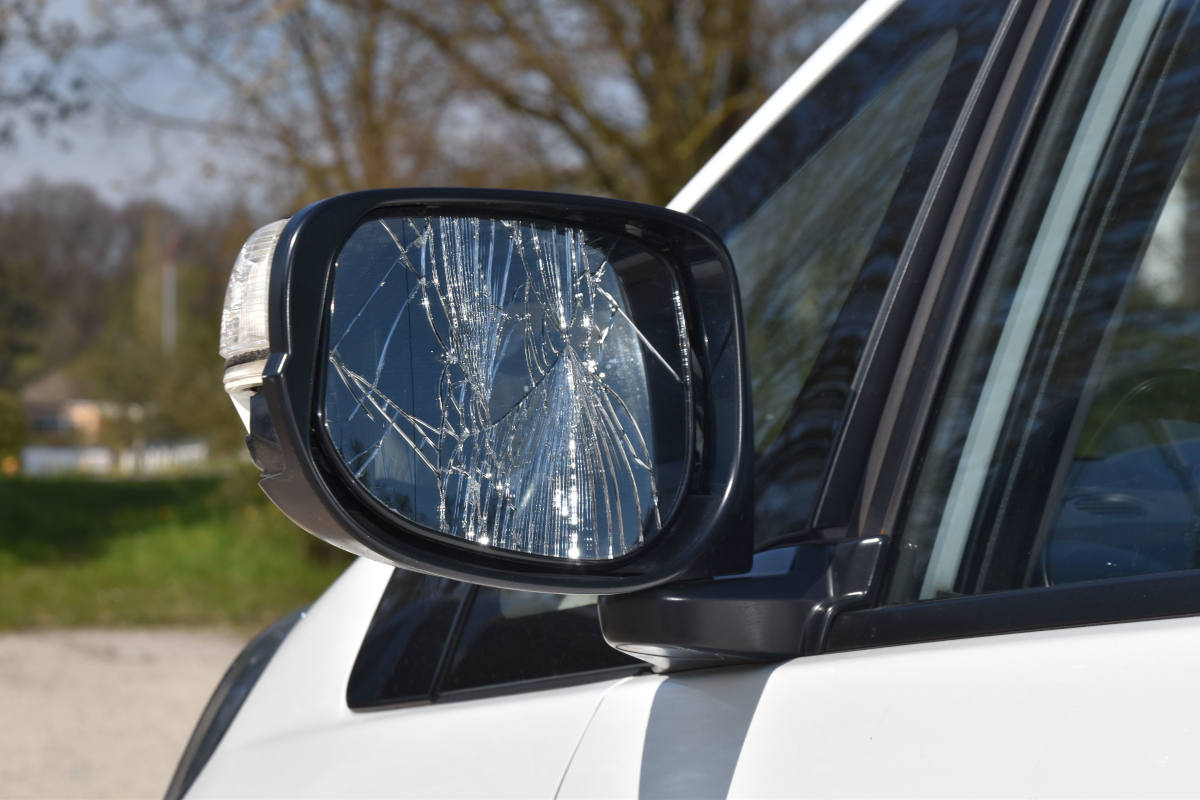 Feldbrunnen SO – Frau flüchtet nach Kollision