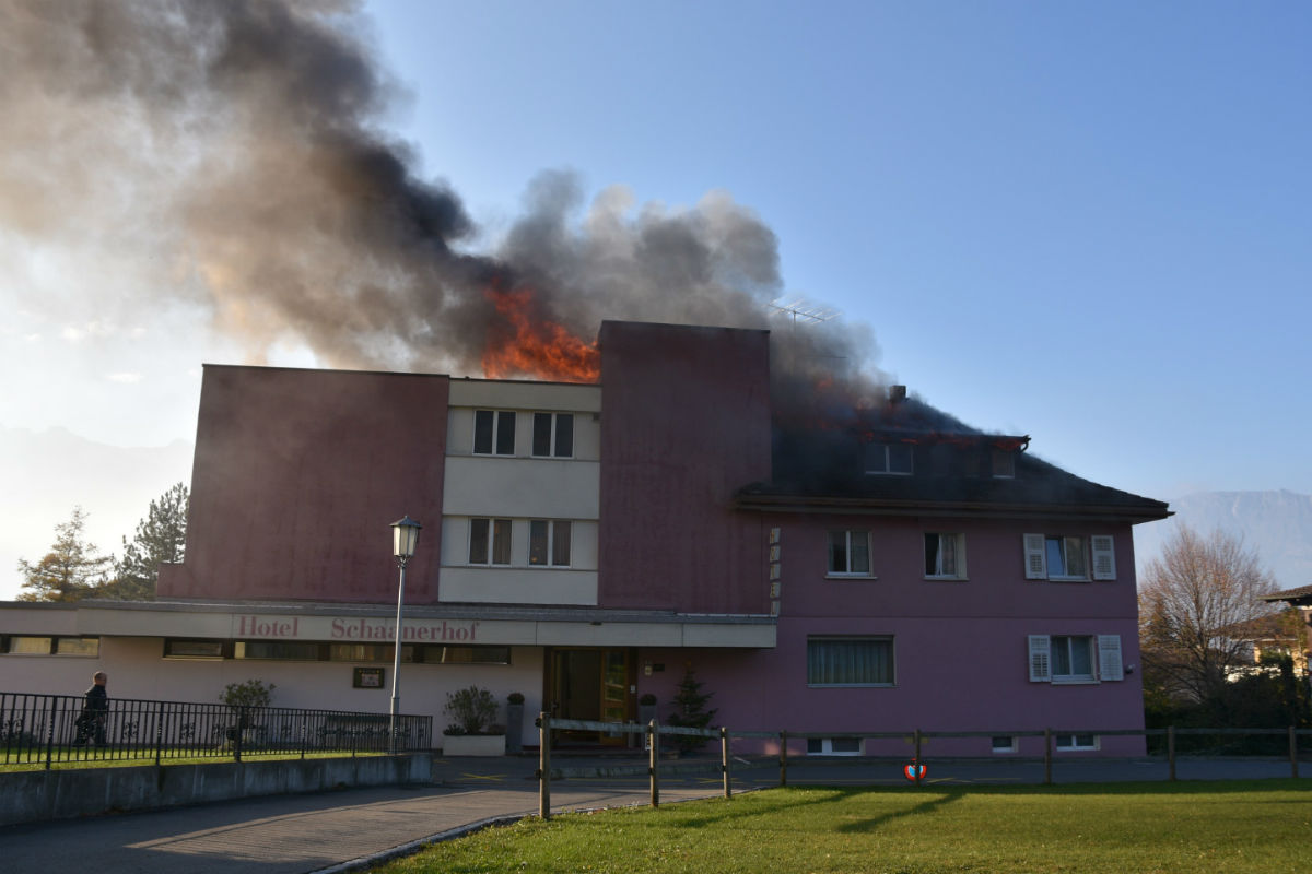Schaan FL - Brand im Hotel Schaanerhof 