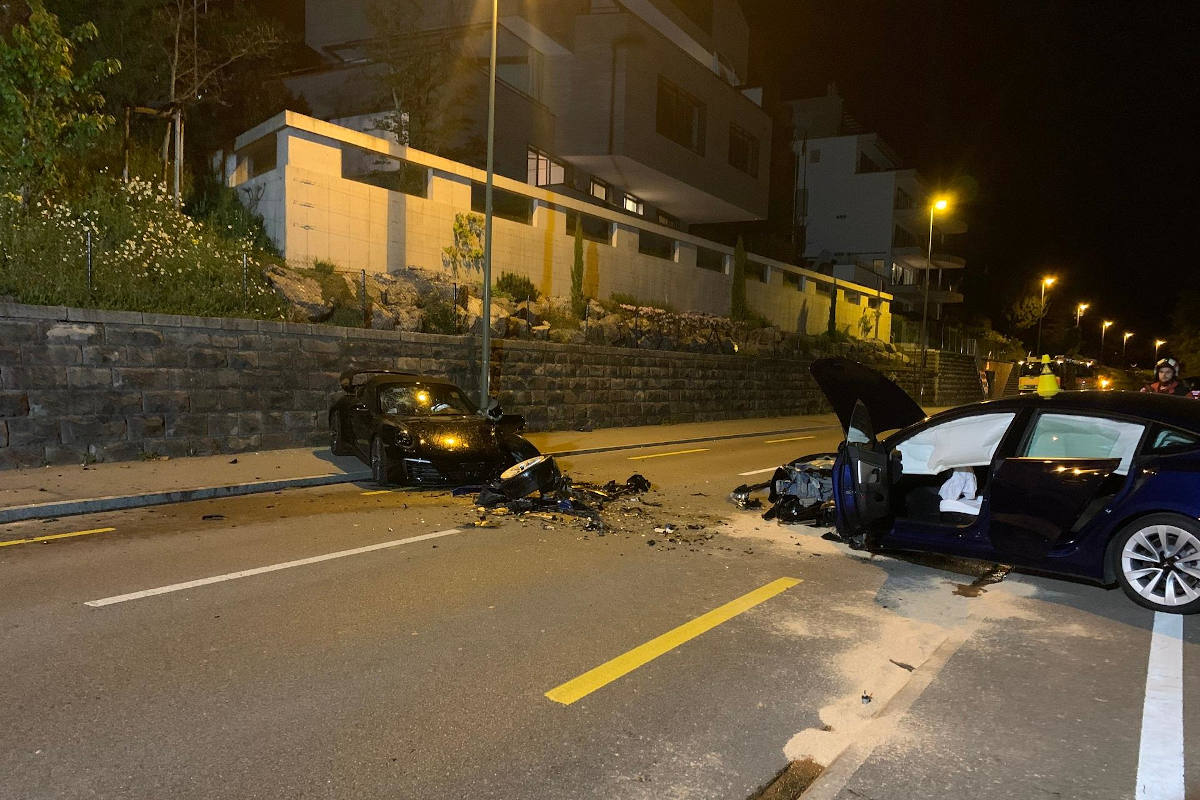 Feldmeilen ZH – Verkehrsunfall fordert drei Verletzte