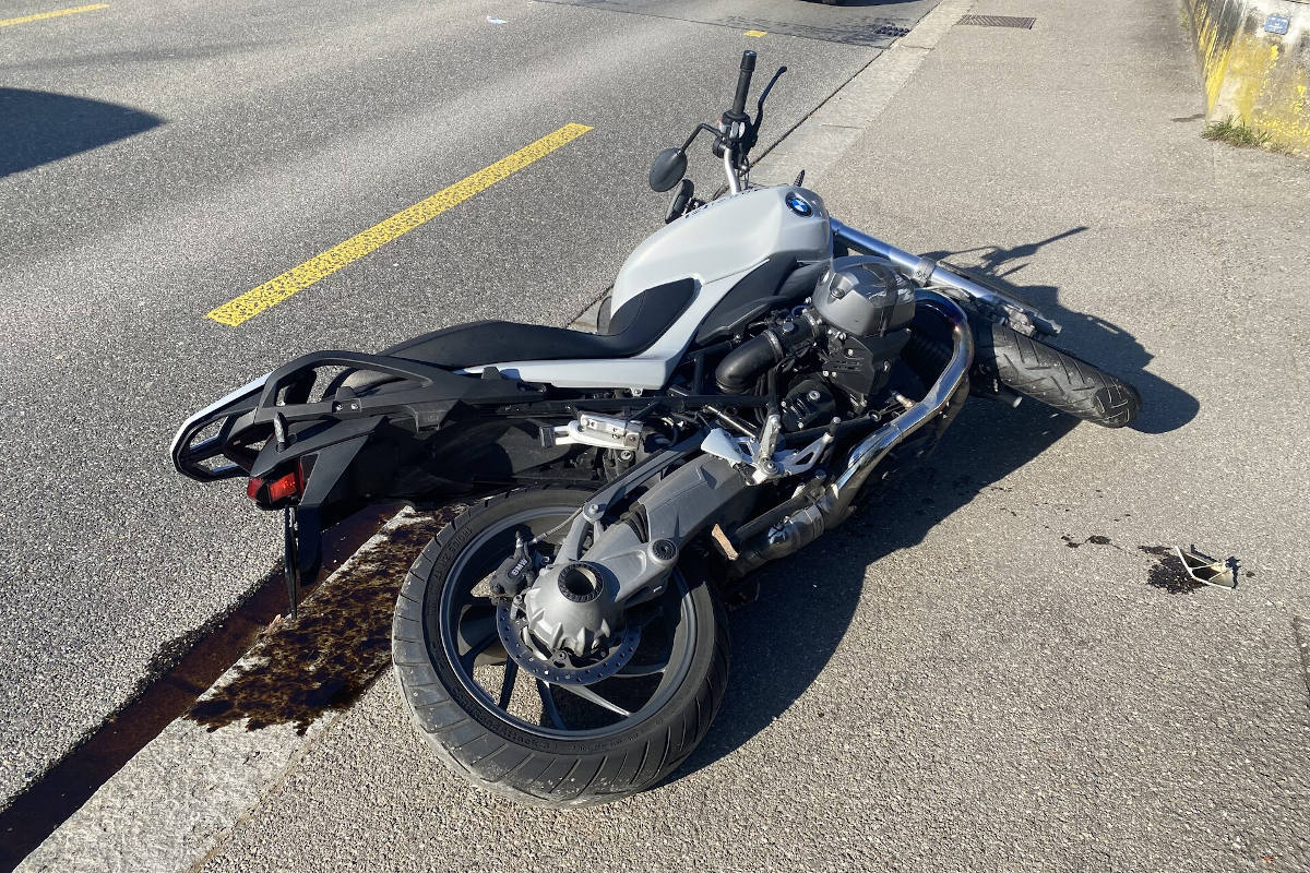 Schaffhausen – Fussgänger und Motorradfahrer verletzt 