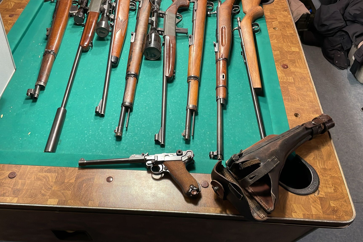 Remscheid NW – Weitere Kriegswaffen gefunden – Geheimer Raum entdeckt