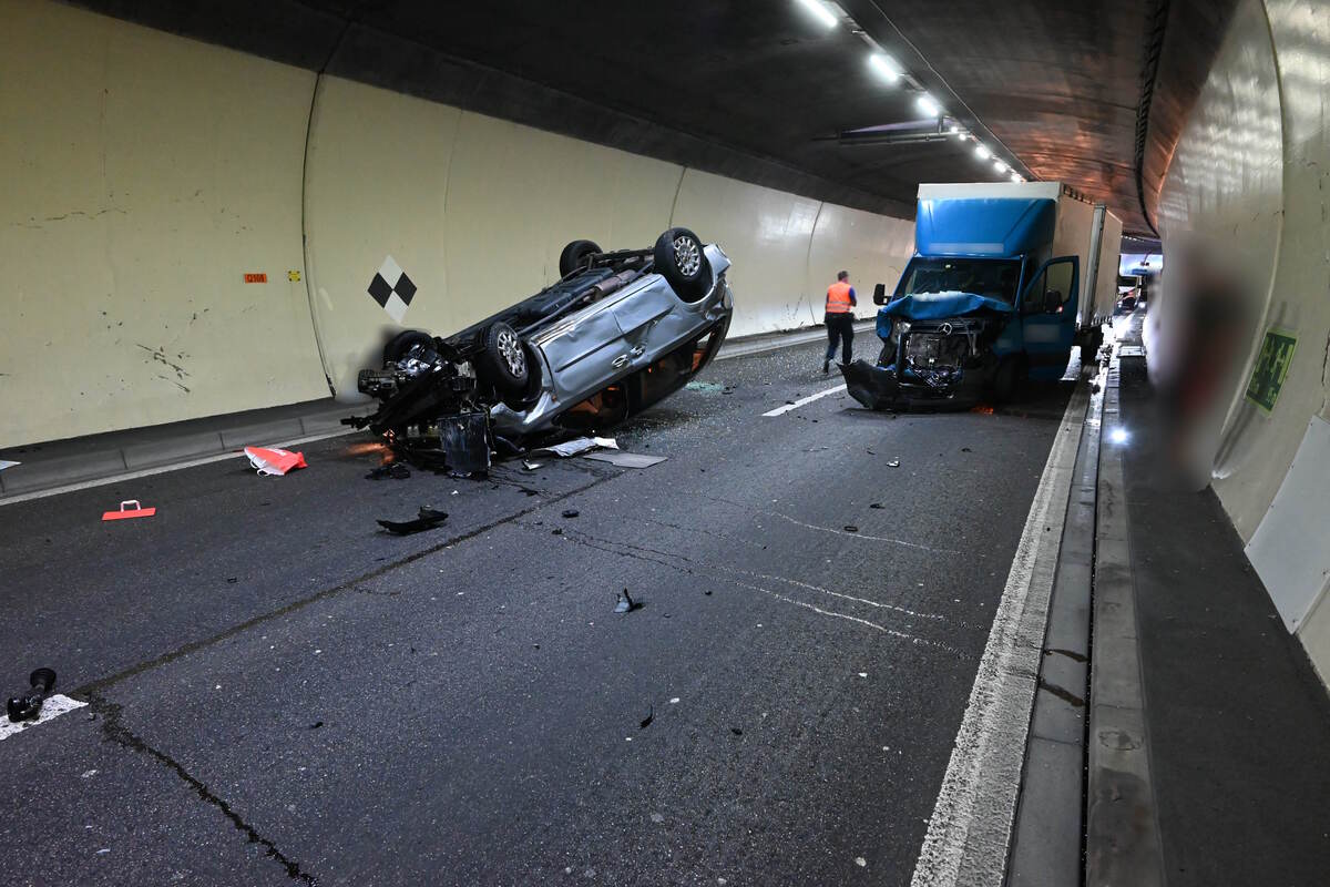 Unfall in St.Gallen - Lieferwagenfahrer während der Fahrt eingeschlafen