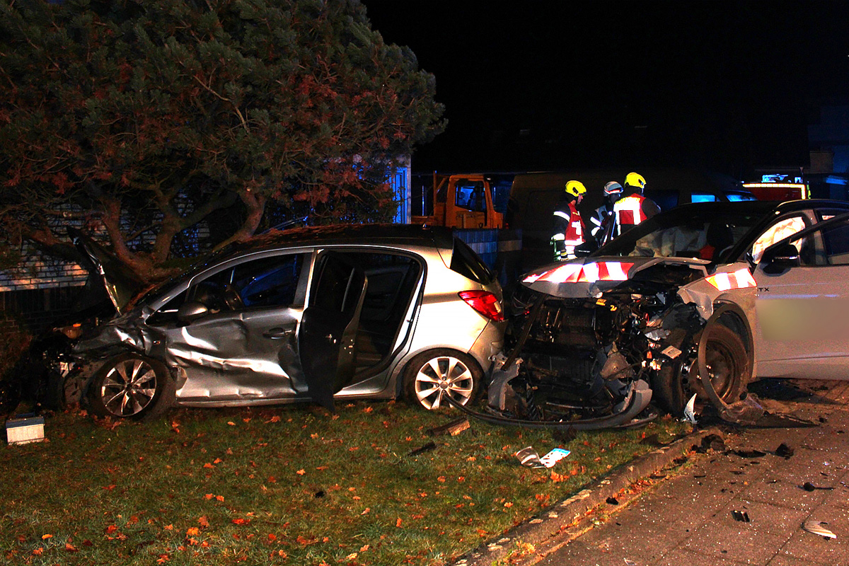 Oberhausen – VW beschleunigt und verursacht schweren Unfall