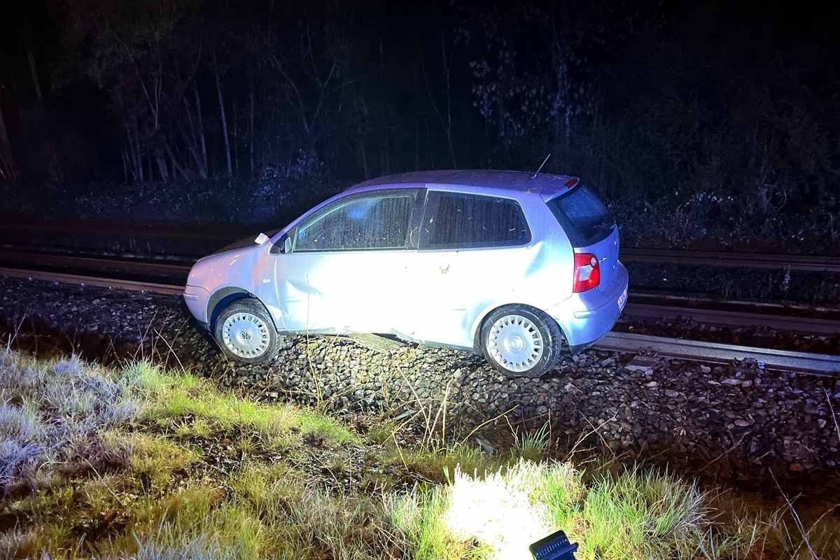 Alsdorf – Beifahrerin bei Alleinunfall schwer verletzt
