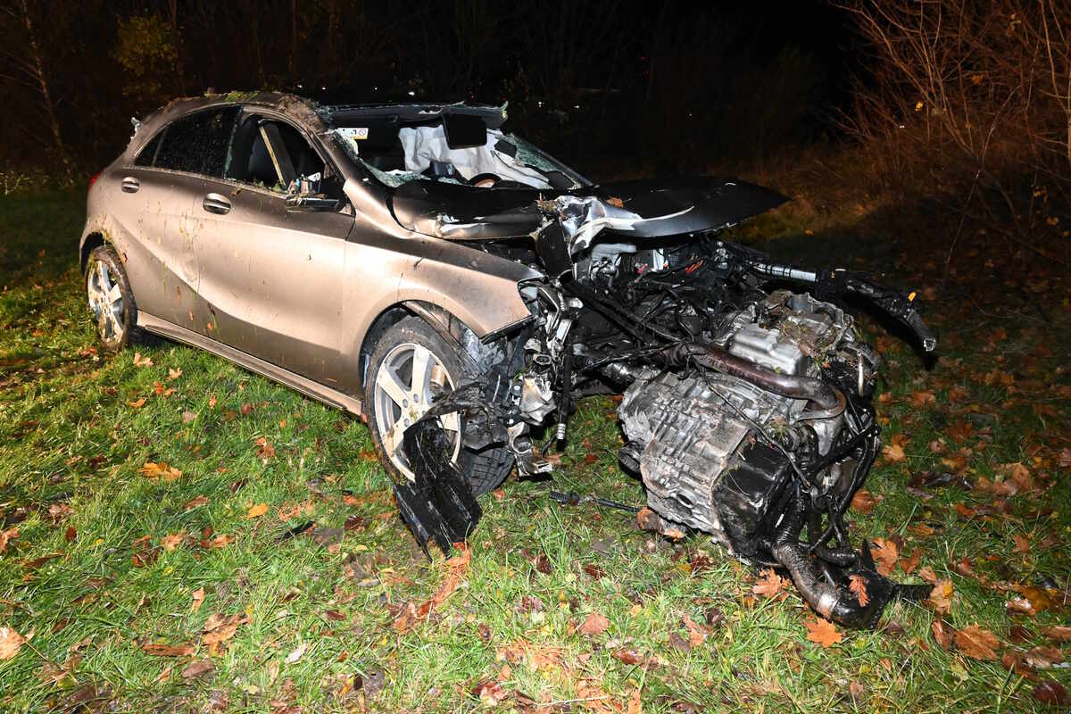 Schänis SG - Autofahrer verunfallt mehrfach 