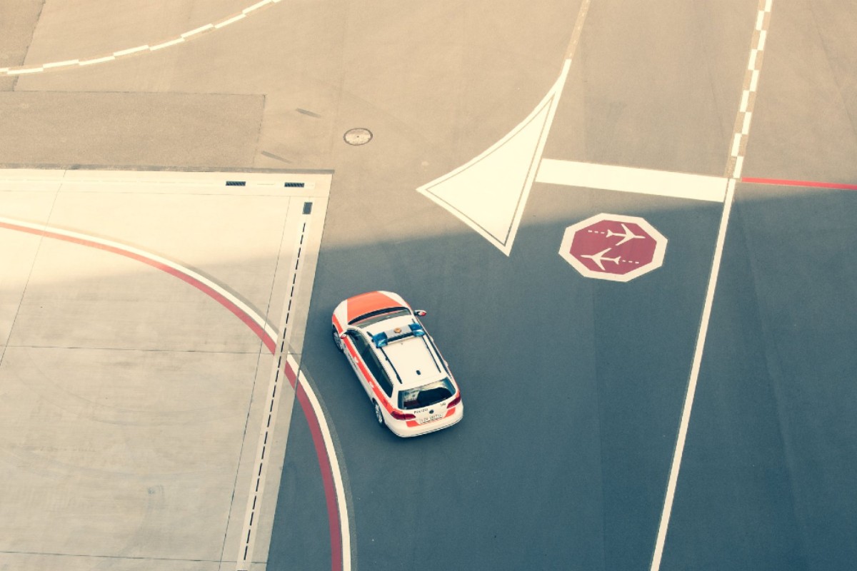 Zürich Flughafen - Drogenkurier festgenommen und Kokain sichergestellt